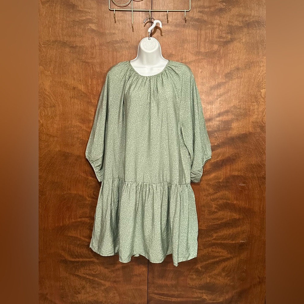 H&M Balloon Sleeve Shift Dress Womens M Green & White Floral Ruffle Flounce NWT